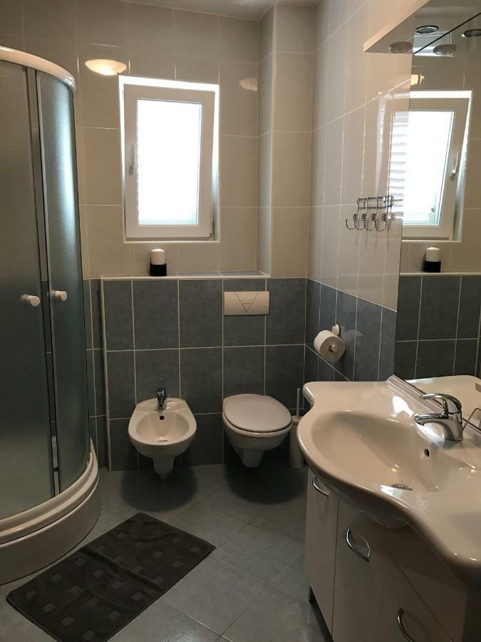 Apartments Gazebo Τρογκίρ Εξωτερικό φωτογραφία